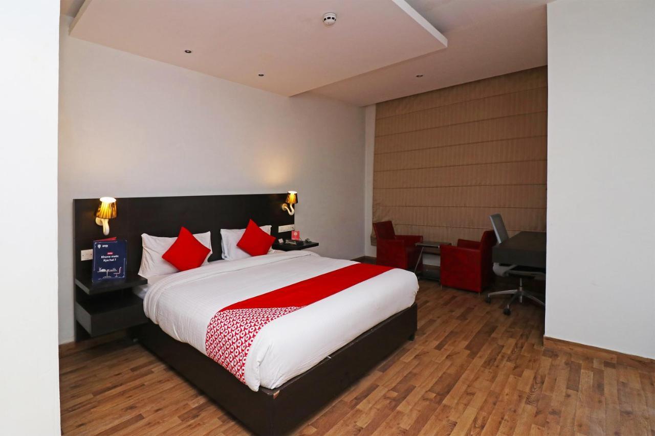 Capital O 19296 Joy Inn & Suites Bhiwadi Экстерьер фото