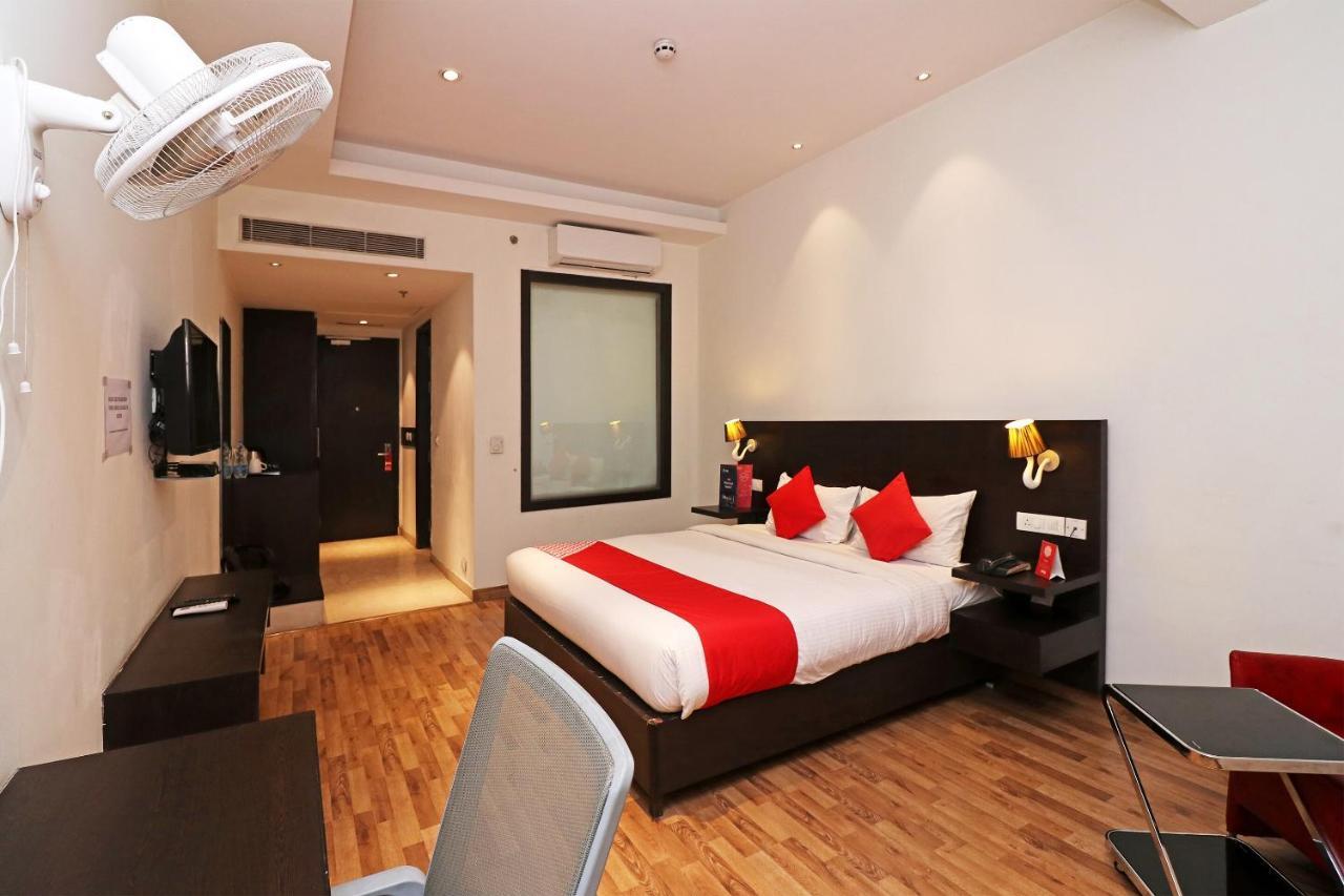 Capital O 19296 Joy Inn & Suites Bhiwadi Экстерьер фото